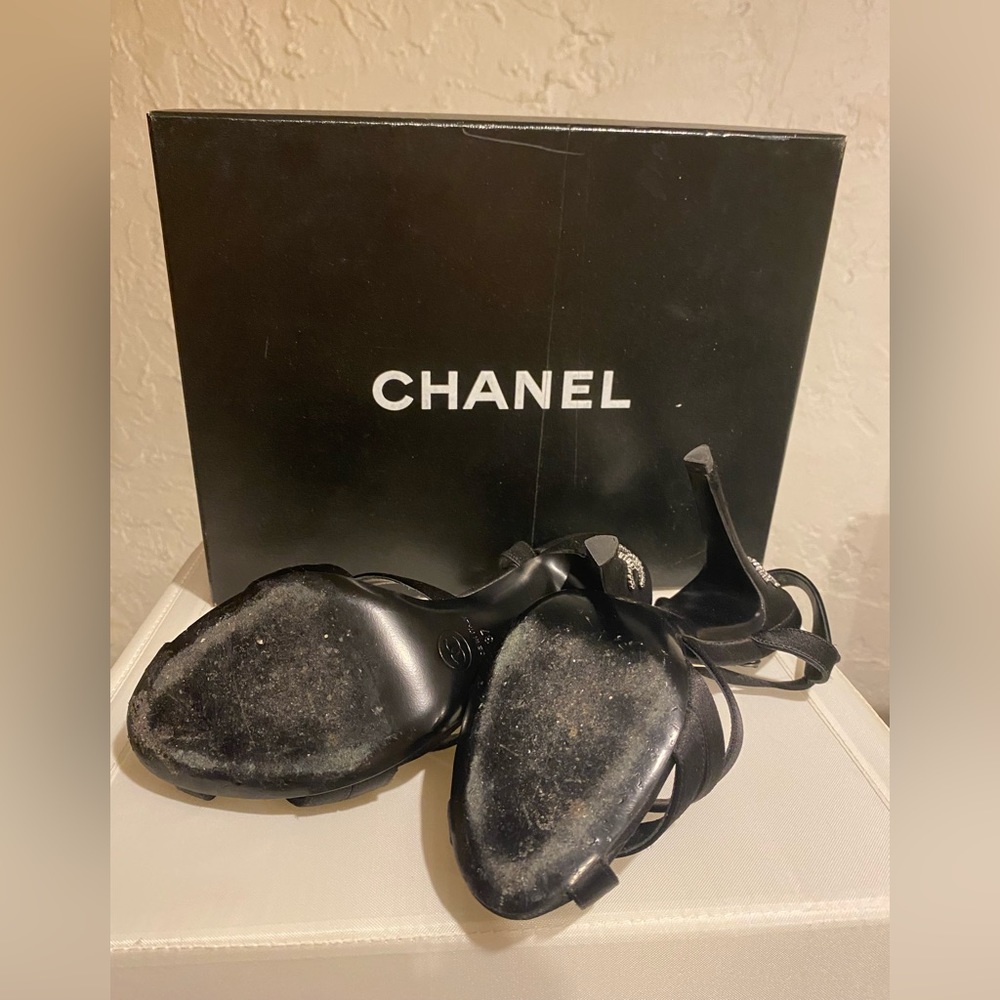 Chanel High Heels - Picture 4 of 9